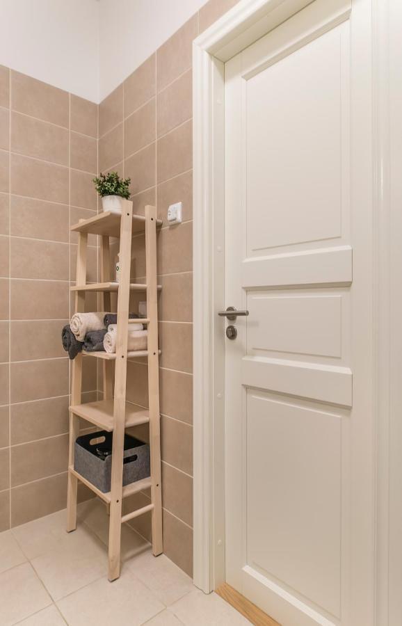 ריגה Cozy Modern Studio - Great For Short Trips מראה חיצוני תמונה